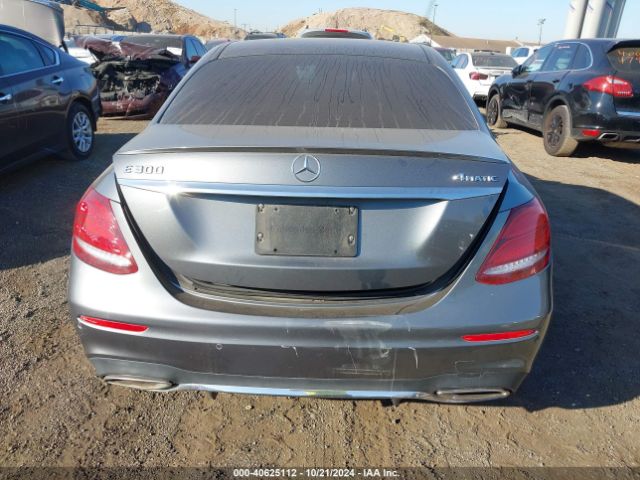 WDDZF4KBXHA204098 Mercedes-Benz E 300 4matic