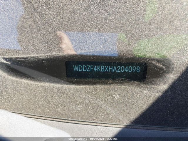 WDDZF4KBXHA204098 Mercedes-Benz E 300 4matic