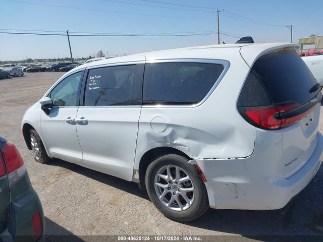Chrysler Pacifica Touring L 2023 2C4RC1BG3PR533829 Image 13
