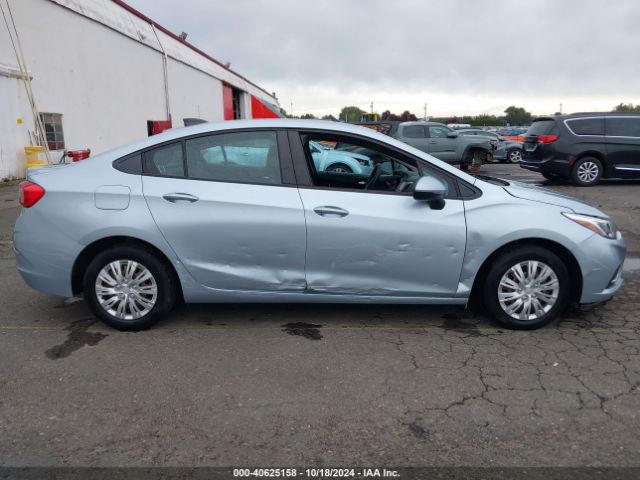 1G1BC5SM6H7222034 Chevrolet Cruze Ls Auto