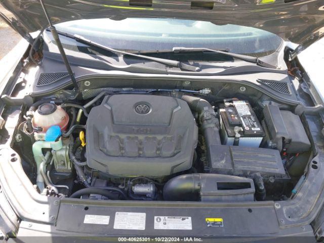1VWAA7A39JC007822 Volkswagen Passat 2.0t R-line/2.0t S