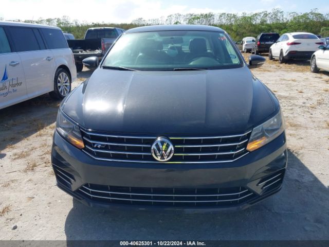1VWAA7A39JC007822 Volkswagen Passat 2.0t R-line/2.0t S