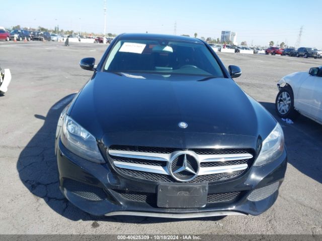 55SWF4JB6HU215054 Mercedes-Benz C 300 Luxury/sport
