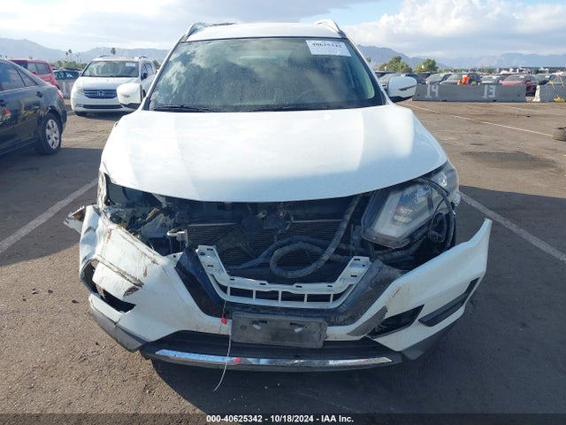 Nissan ROGUE SV 2017 KNMAT2MV8HP514405 Image 13