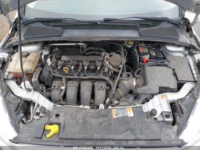Ford FOCUS SE 2016 1FADP3F26GL202346 Image 10