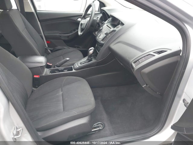 Ford FOCUS SE 2016 1FADP3F26GL202346 Image 5