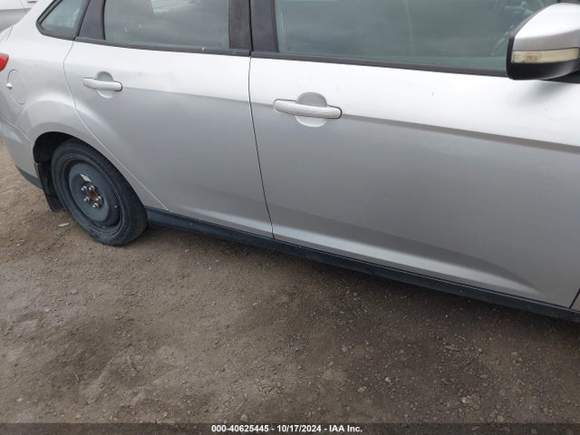 Ford FOCUS SE 2016 1FADP3F26GL202346 Image 6