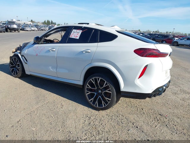 2022 BMW X6 M 5YMCY0C07N9J40350 Photo 2
