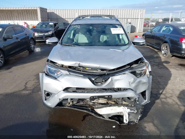 Toyota Rav4 Xle 2017 2T3WFREV2HW319179 Image 12