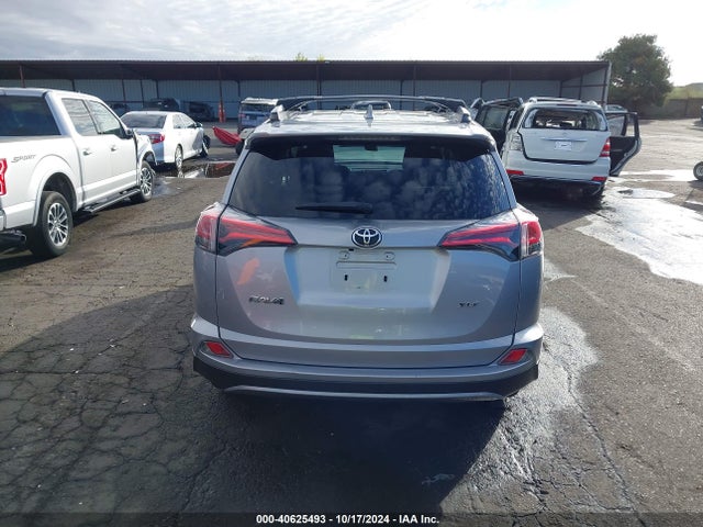 Toyota Rav4 Xle 2017 2T3WFREV2HW319179 Image 16