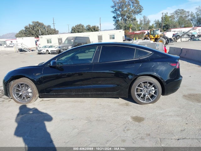 Tesla Model 3 Long Range Dual Motor All-wheel Drive 2022 5YJ3E1EB9NF143293 Image 13
