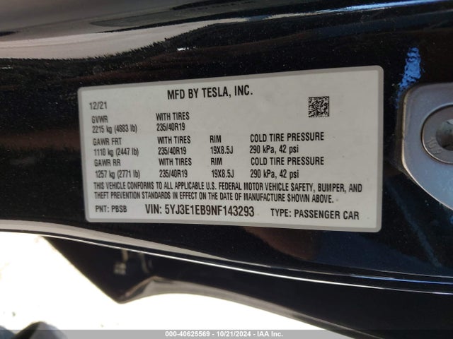 2022 TESLA MODEL 3 5YJ3E1EB9NF143293 Photo 8