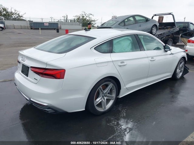 2021 AUDI A5 SPORTBACK WAUDACF55MA011236 Photo 3