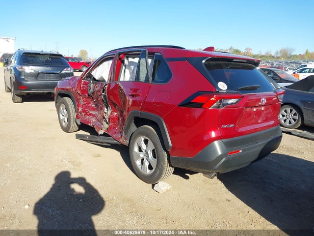 Toyota Rav4 Xle 2019 JTMP1RFV9KD516016 Image 3