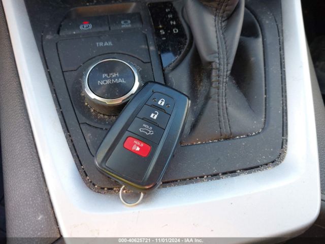 4T3RWRFV1RU112652 Toyota Rav4 Hybrid Xle