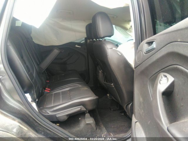 1FMCU9JD0HUD72607 Ford Escape Titanium
