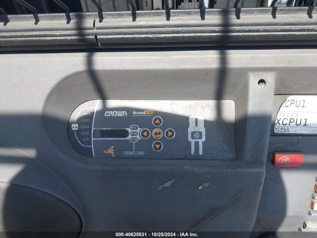 Crown Sp3520-30 2015 0000000001A432491 Image 7