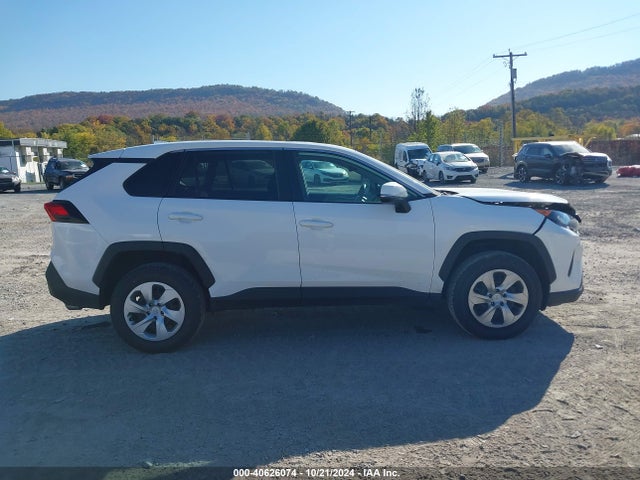 Toyota RAV4 LE 2022 2T3G1RFV4NC272042 Image 13