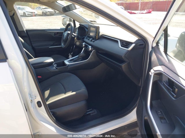 Toyota RAV4 LE 2022 2T3G1RFV4NC272042 Image 5