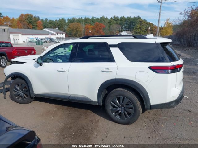 5N1DR3BC2RC258852 Nissan Pathfinder Sv 4wd