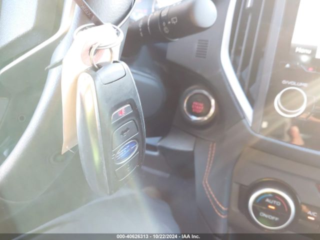 JF2GTHNC8P8251465 Subaru Crosstrek Limited