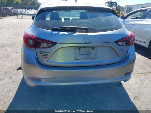 3MZBN1L32JM180339 Mazda Mazda3 Touring