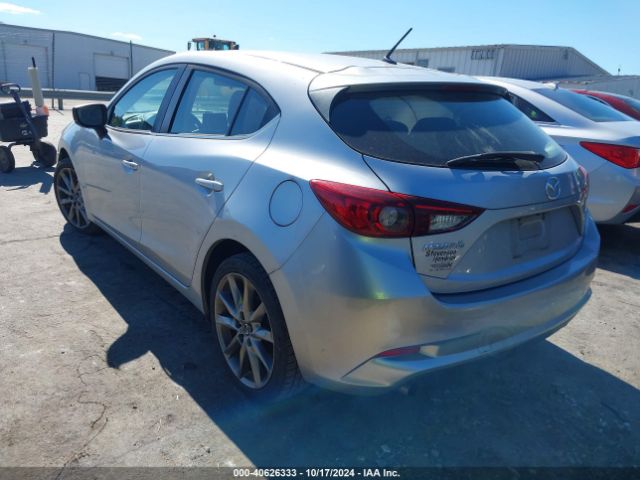 3MZBN1L32JM180339 Mazda Mazda3 Touring