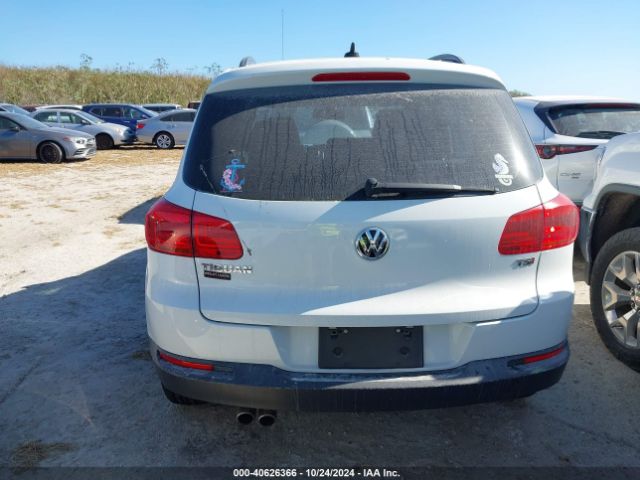 WVGAV7AXXHK030421 Volkswagen Tiguan 2.0t/2.0t S