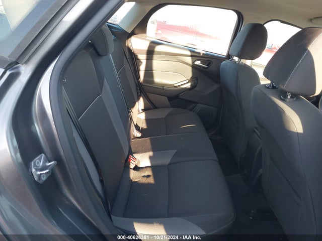 Ford FOCUS SE 2014 1FADP3K27EL366353 Image 8