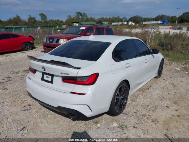 2021 BMW 330I 3MW5R1J03M8B97951 Photo 3