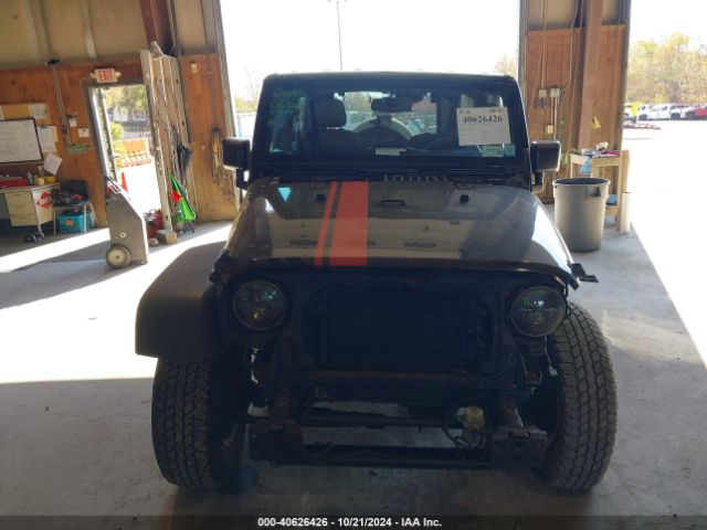 1C4BJWDG7JL803789 Jeep Wrangler Jk Unlimited Sport S 4x4