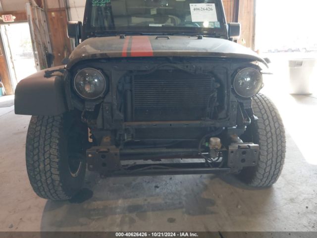 1C4BJWDG7JL803789 Jeep Wrangler Jk Unlimited Sport S 4x4