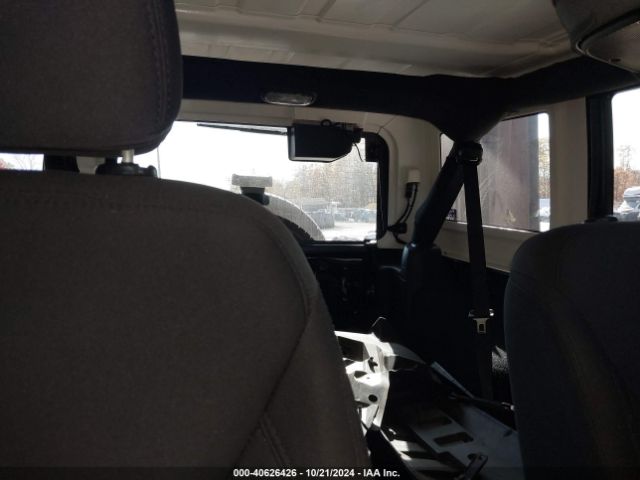 1C4BJWDG7JL803789 Jeep Wrangler Jk Unlimited Sport S 4x4
