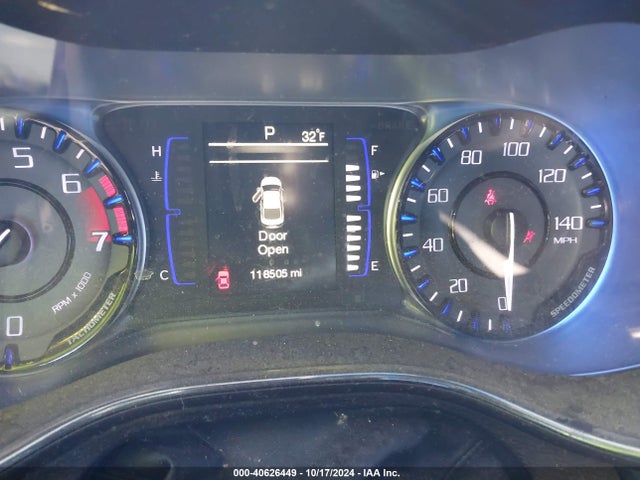 Chrysler 200 S 2015 1C3CCCBB2FN727001 Image 16