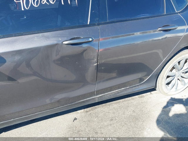 Chrysler 200 S 2015 1C3CCCBB2FN727001 Image 12