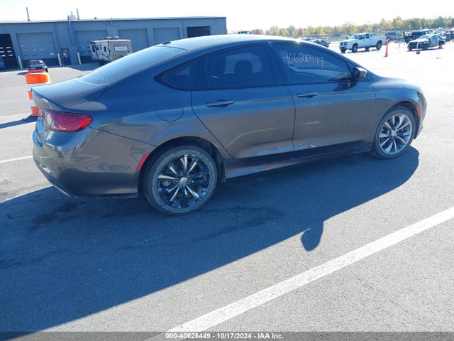 Chrysler 200 S 2015 1C3CCCBB2FN727001 Image 4