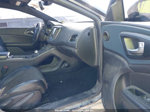 Chrysler 200 S 2015 1C3CCCBB2FN727001 Image 5