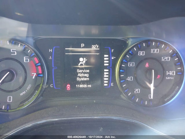 Chrysler 200 S 2015 1C3CCCBB2FN727001 Image 7