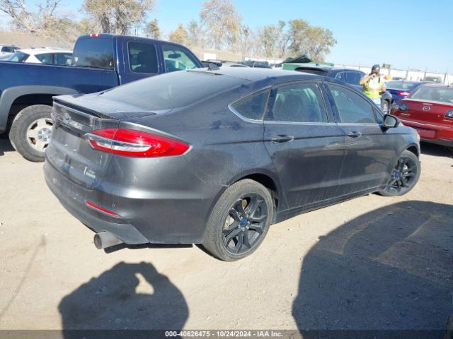 3FA6P0HD2KR251012 Ford FUSION SE