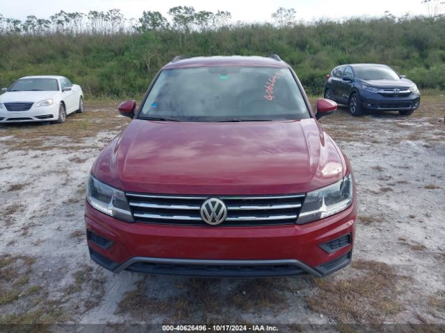 3VV3B7AXXJM215817 Volkswagen Tiguan 2.0t Se/2.0t Sel