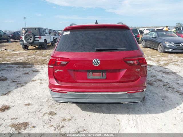 3VV3B7AXXJM215817 Volkswagen Tiguan 2.0t Se/2.0t Sel
