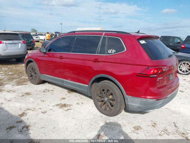 3VV3B7AXXJM215817 Volkswagen Tiguan 2.0t Se/2.0t Sel