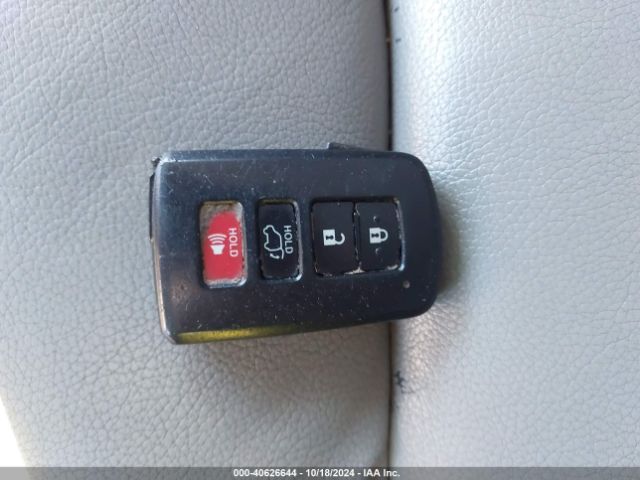JTMYFREV7FD075533 Toyota Rav4 Limited