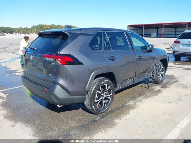 Toyota RAV4 LE 2022 2T3H1RFV0NW208230 Image 4