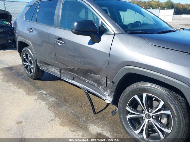 Toyota RAV4 LE 2022 2T3H1RFV0NW208230 Image 6