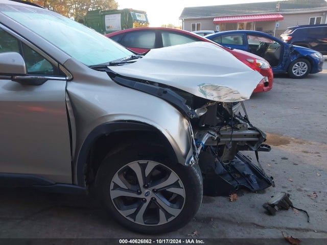 4S4BTALC9L3123175 Subaru Outback Limited