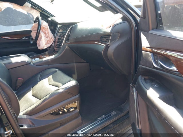 2020 CADILLAC ESCALADE ESV 1GYS3JKJ5LR156749 Photo 4