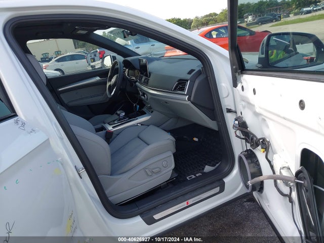 WA1GAAFY1R2099308 Audi Q5 Premium 45 Tfsi S Line Quattro
