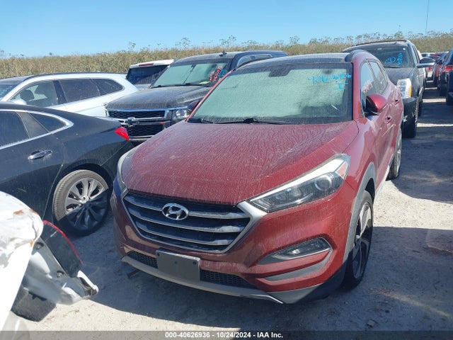 KM8J33A29JU794757 Hyundai Tucson Value