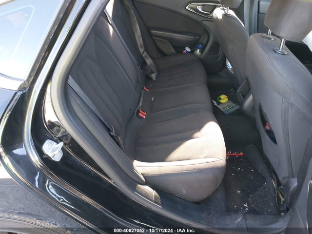 Chrysler 200 Limited 2015 1C3CCCAB2FN715884 Image 8